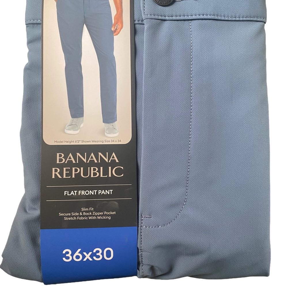 Banana Republic Men's 36x30 Flat Front Pants Light Blue 100% Polyester 
Stretch